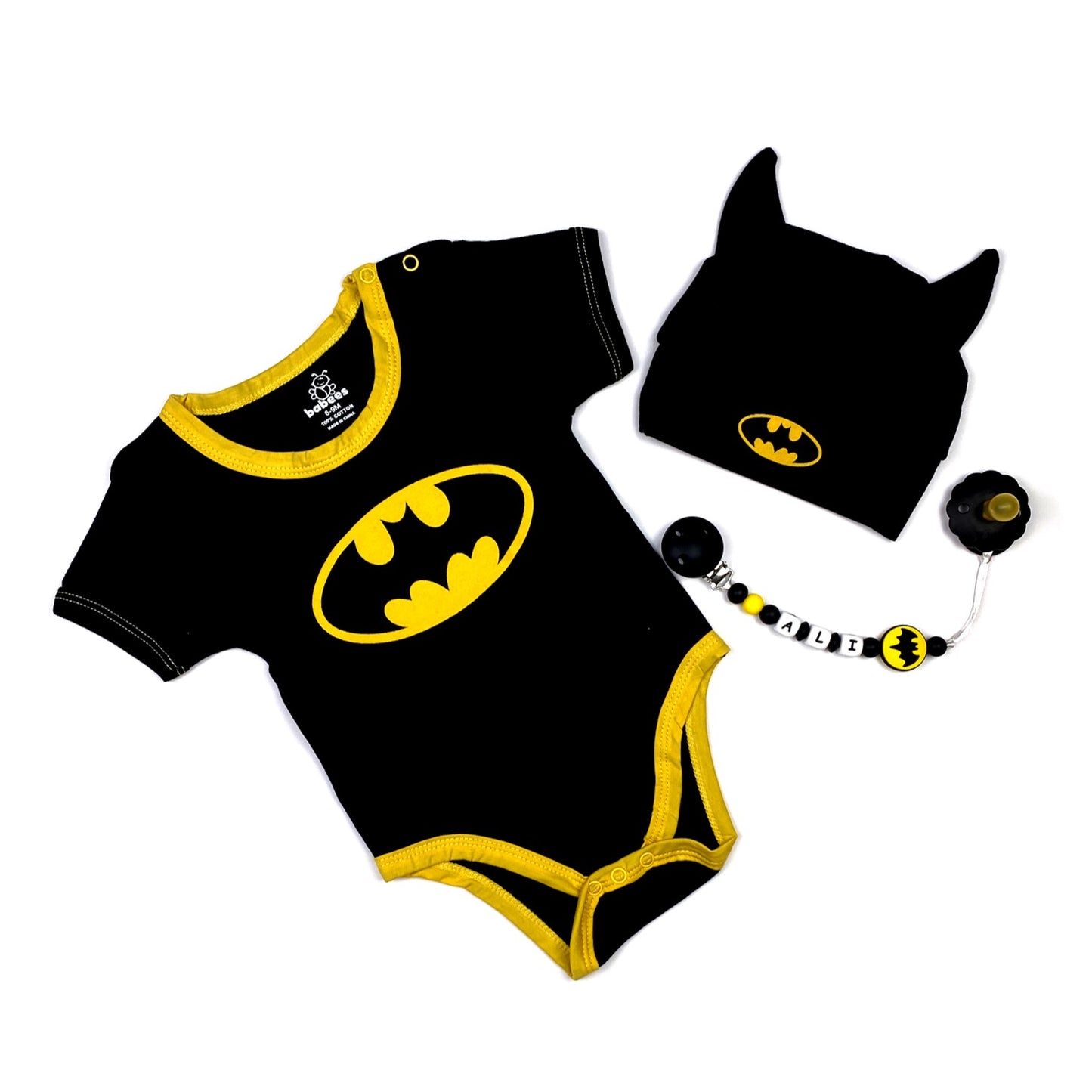طقم باتمان مع تعليقة ومصاصة – babees AE
